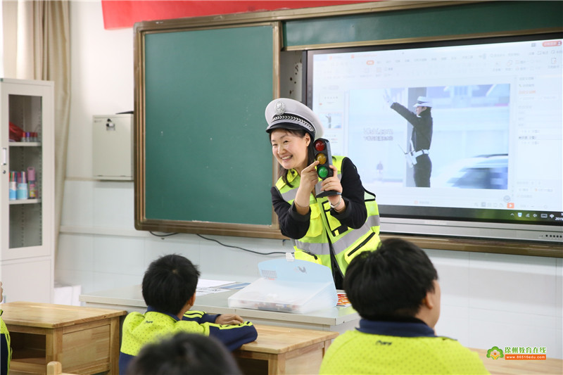 小花都灿烂"2019徐州市特殊教育优质课评比活动在牌楼培智学校举行