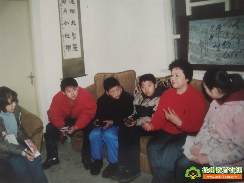 情系小读者 爱从笔下留——访著名儿童文学作家、诗人柯岩